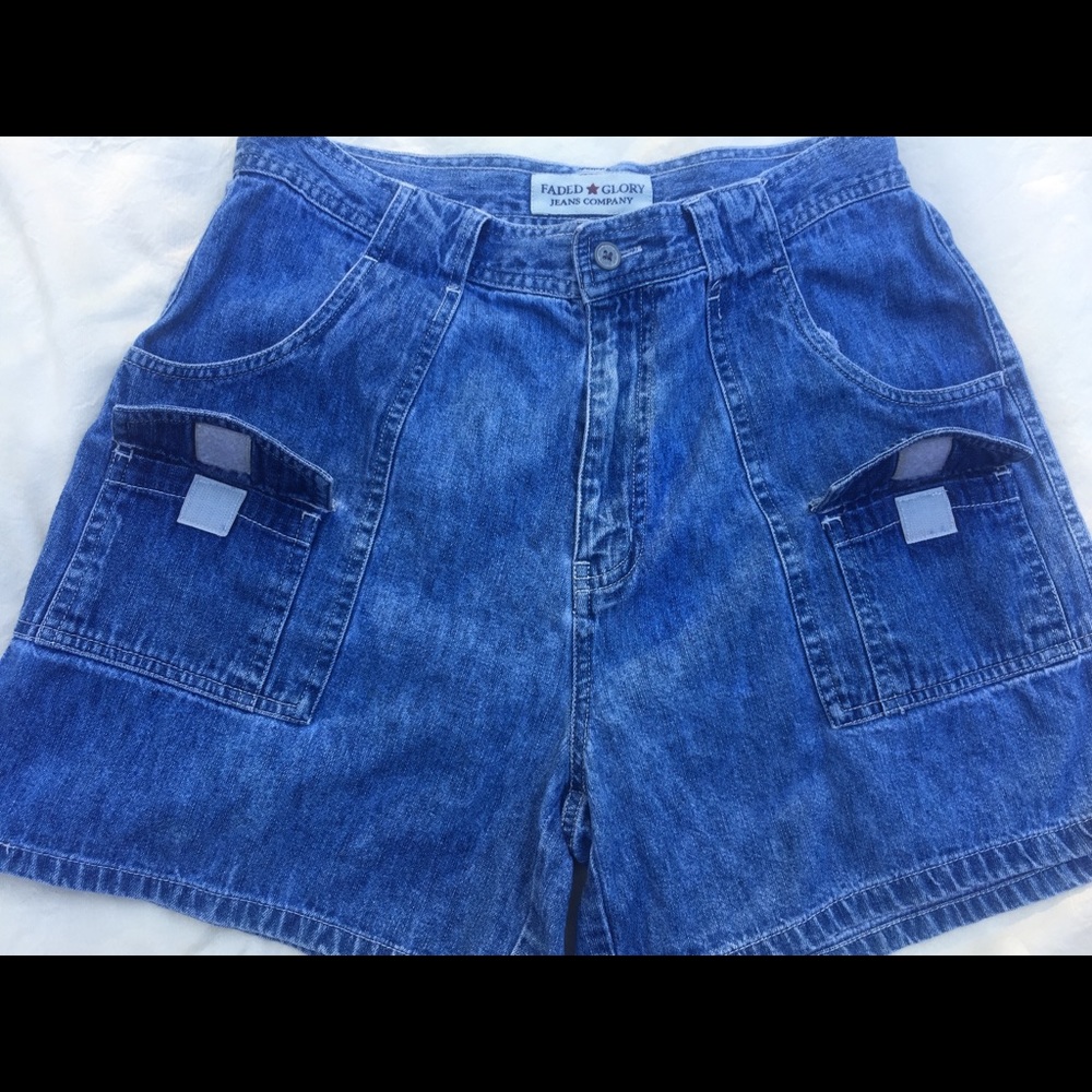 Faded Glory jean shorts size 10 .waist 14” flat - Picture 2 of 6